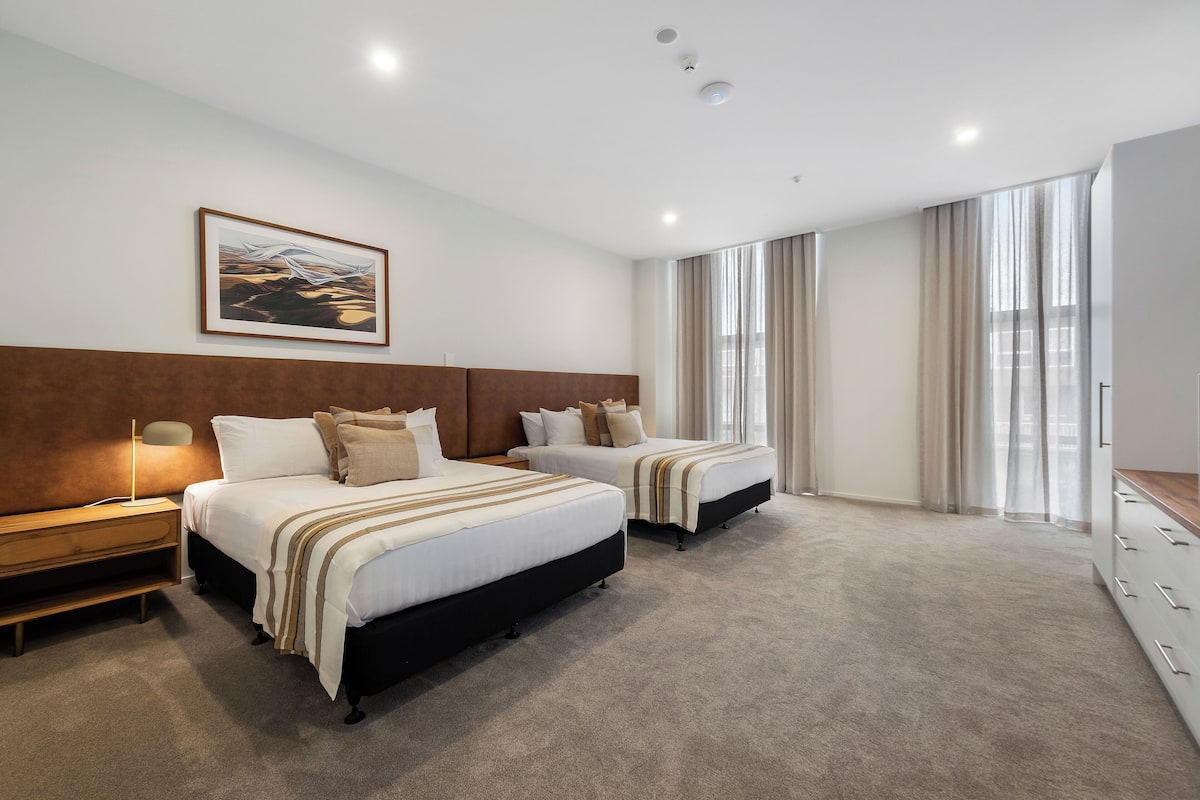 Superior Large Twin Studio | 1 bedroom, individually decorated, individually furnished