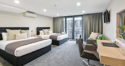 Southwark Hotel & Apartments