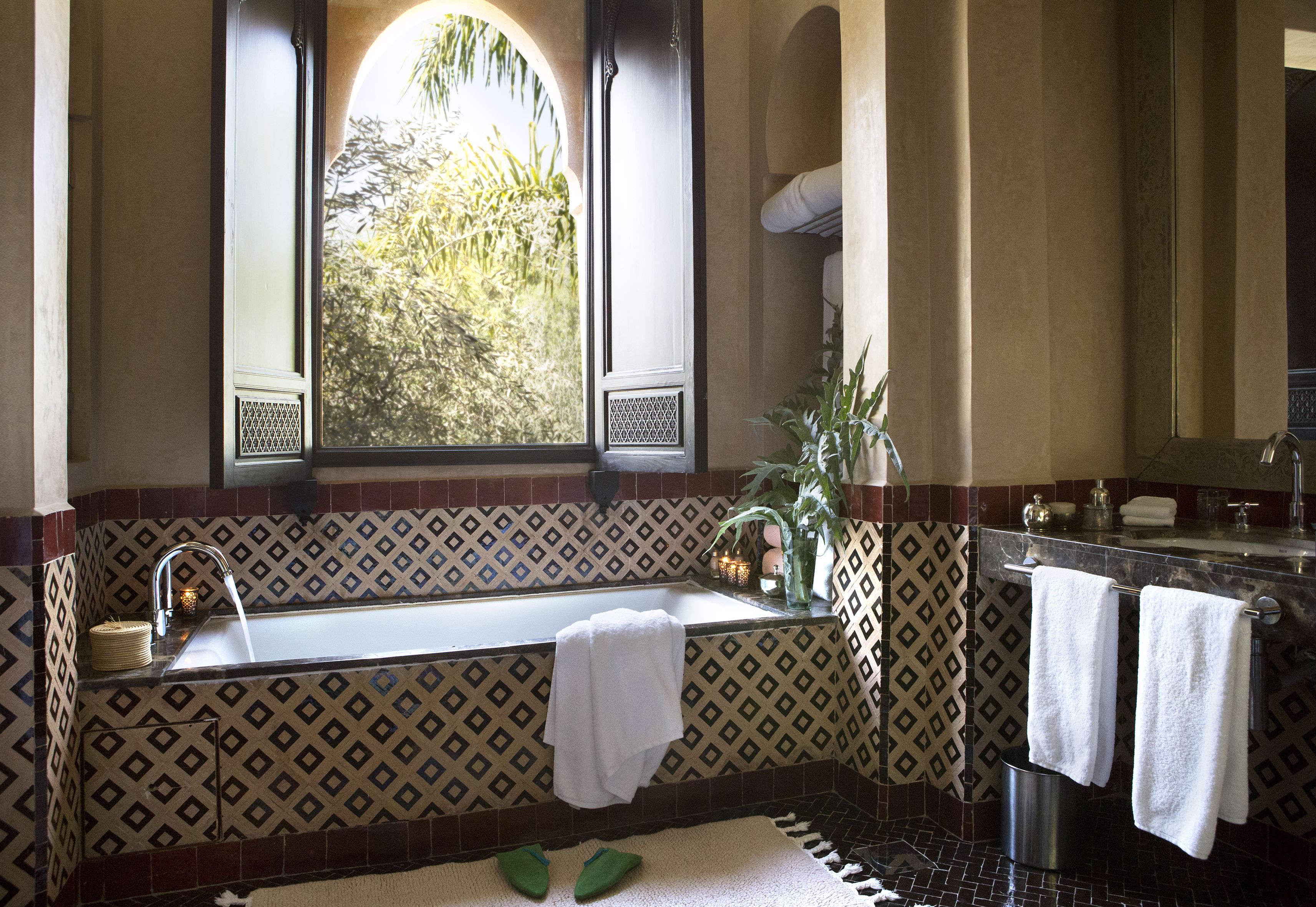 deep-soaking bathtub, hair dryer, dressing gowns, bidet