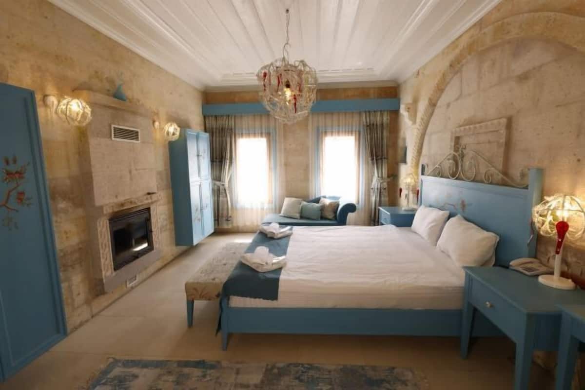 Ropa de cama de alta calidad y minibar