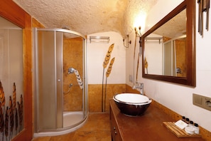 Suite Deluxe, 1 lit double | Salle de bain