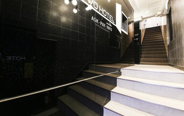 Staircase - Hotel WO Seoul Station (Seoul)