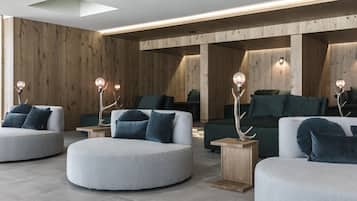 Sauna, dampbad, kropsbehandlinger, mudderbade, hot stone-massage
