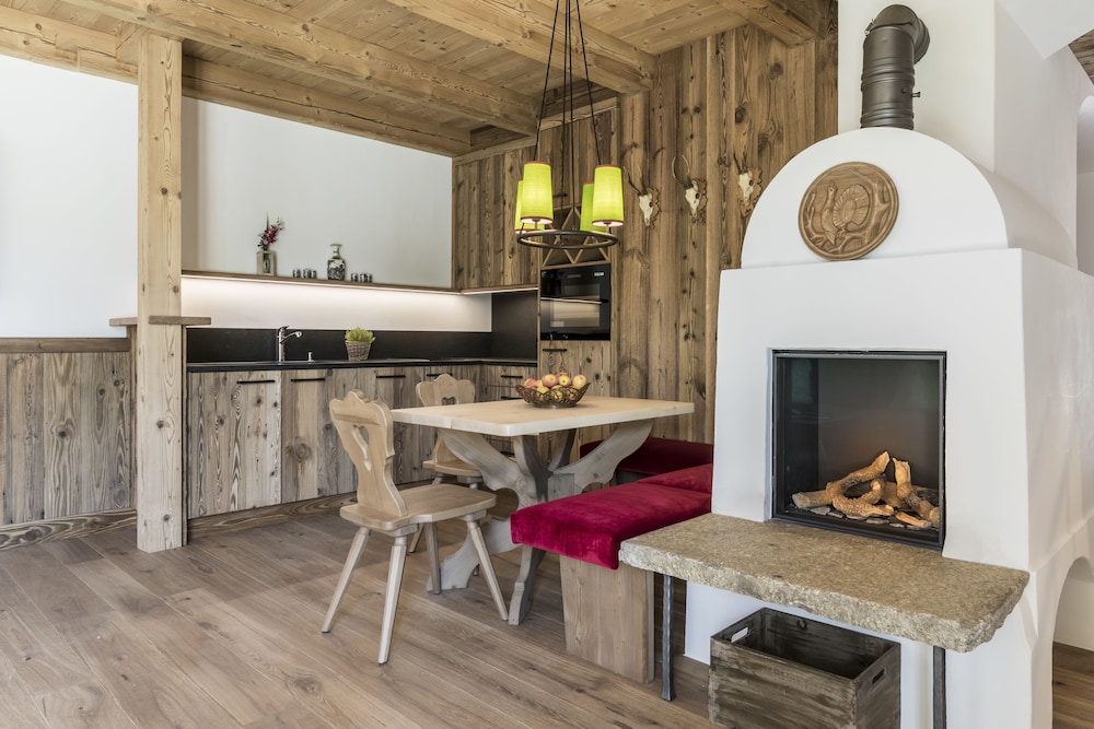 Relais & Châteaux Gut Steinbach Hotel Chalets SPA by null