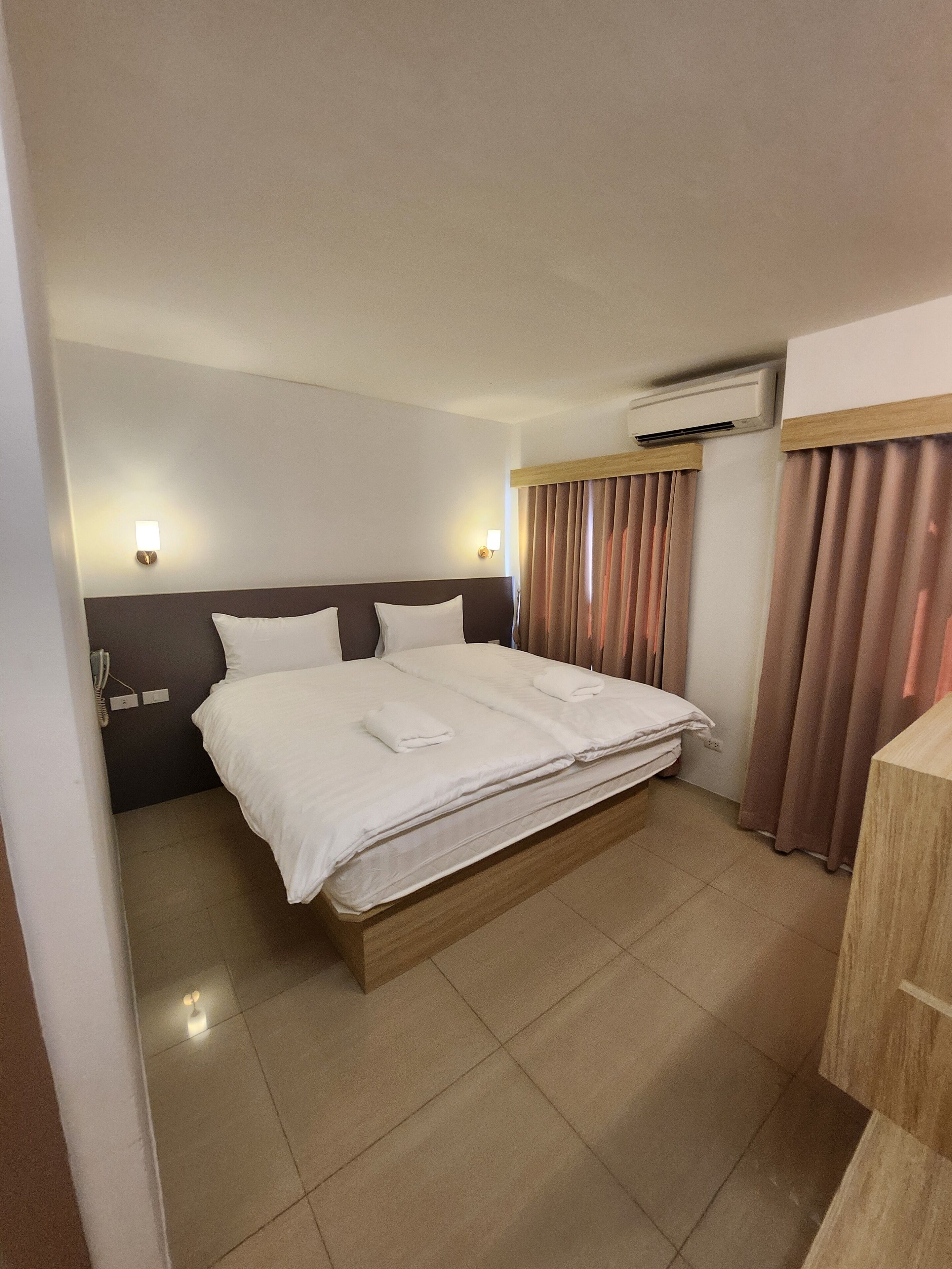 standard double tower1 | free wifi, bed sheets