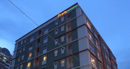 Prom Ratchada Hotel