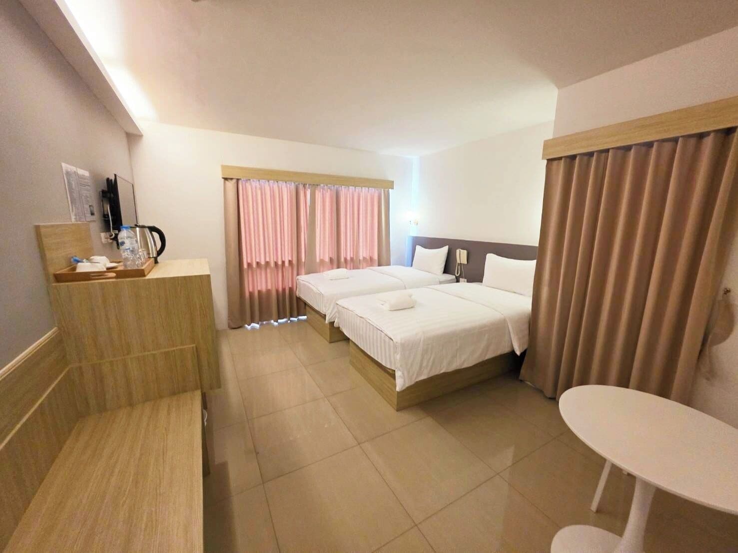 Standard Twin Tower1 | Free WiFi, bed sheets