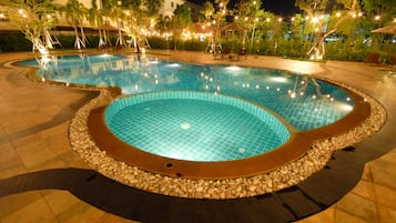 Alberca al aire libre