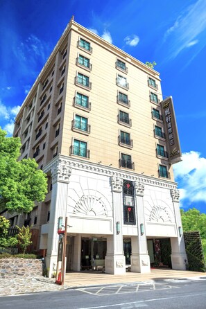 Exterior - Lishiuan International Hotel (Hualien City)