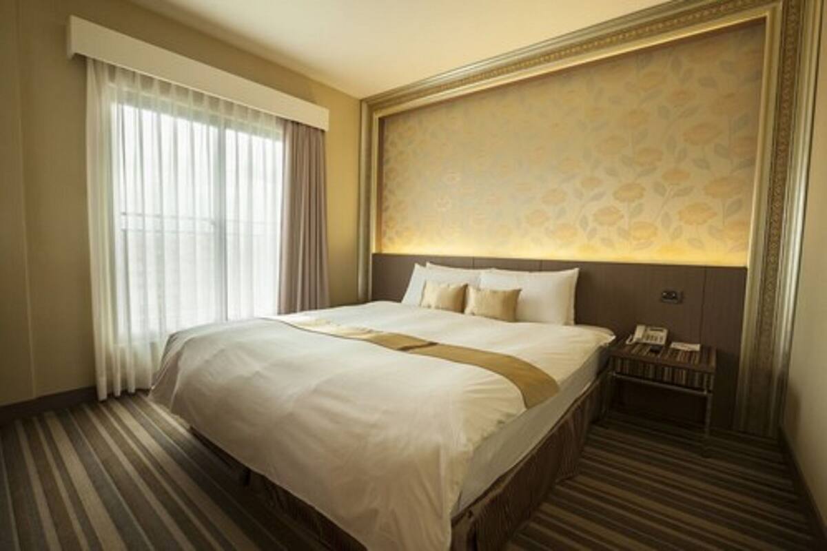Couette en duvet d'oie, surmatelas, coffres-forts dans les chambres