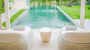 Outdoor pool, sun loungers