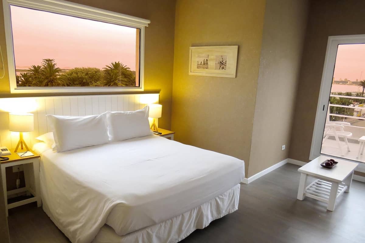 Premium bedding, minibar, in-room safe, blackout curtains