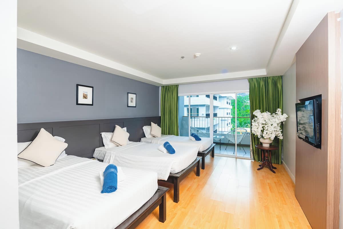 Deluxe Triple Room