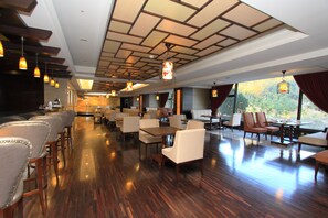 Bar (en el alojamiento)