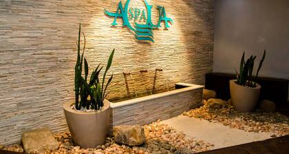 Urban Park Apartments & Hotel by Misty Blue Hotel