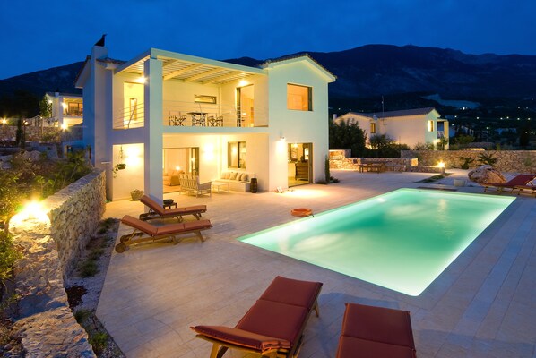 Front of property - Ideales Resort (Kefalonia)