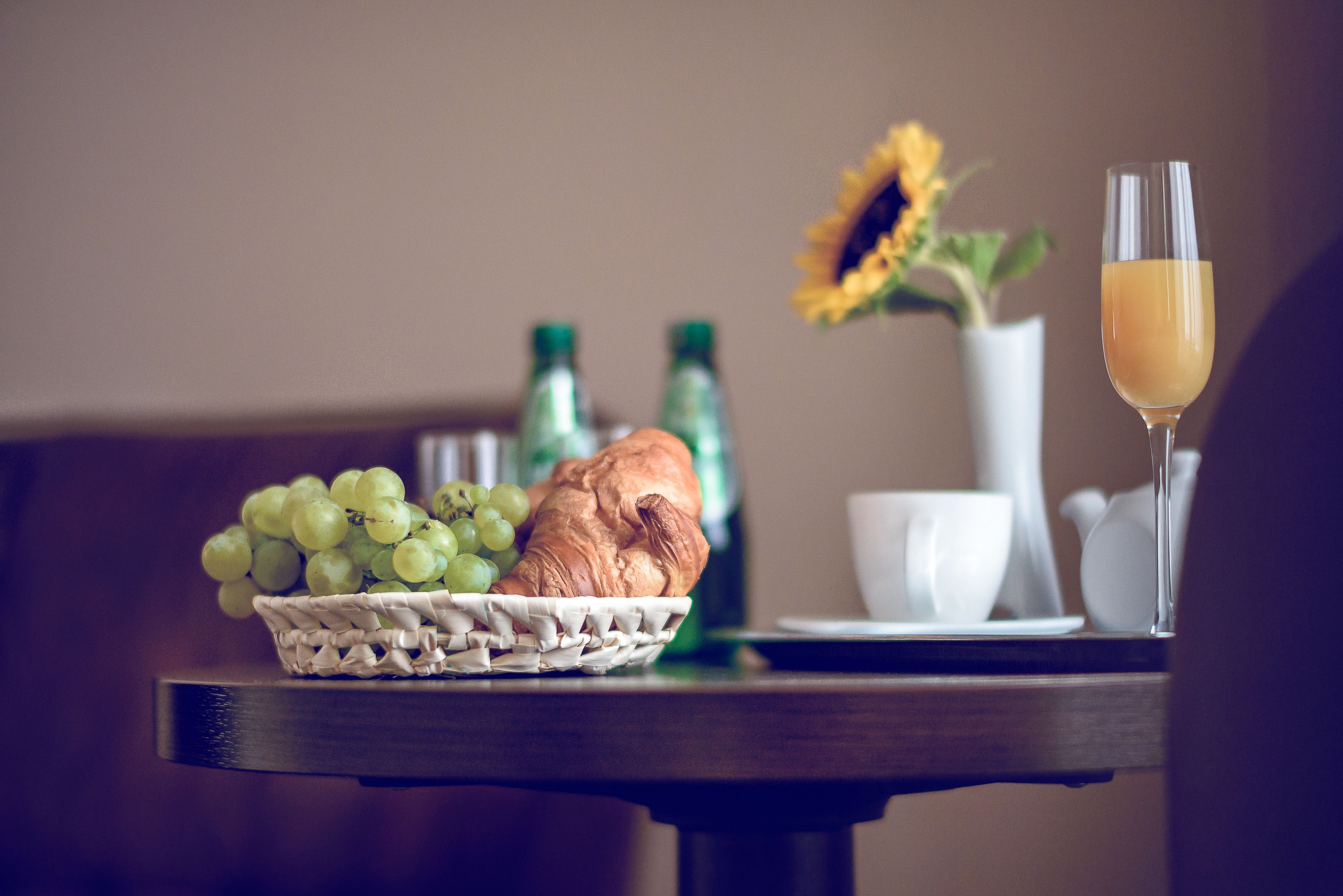 superior double room single use | room service – dining