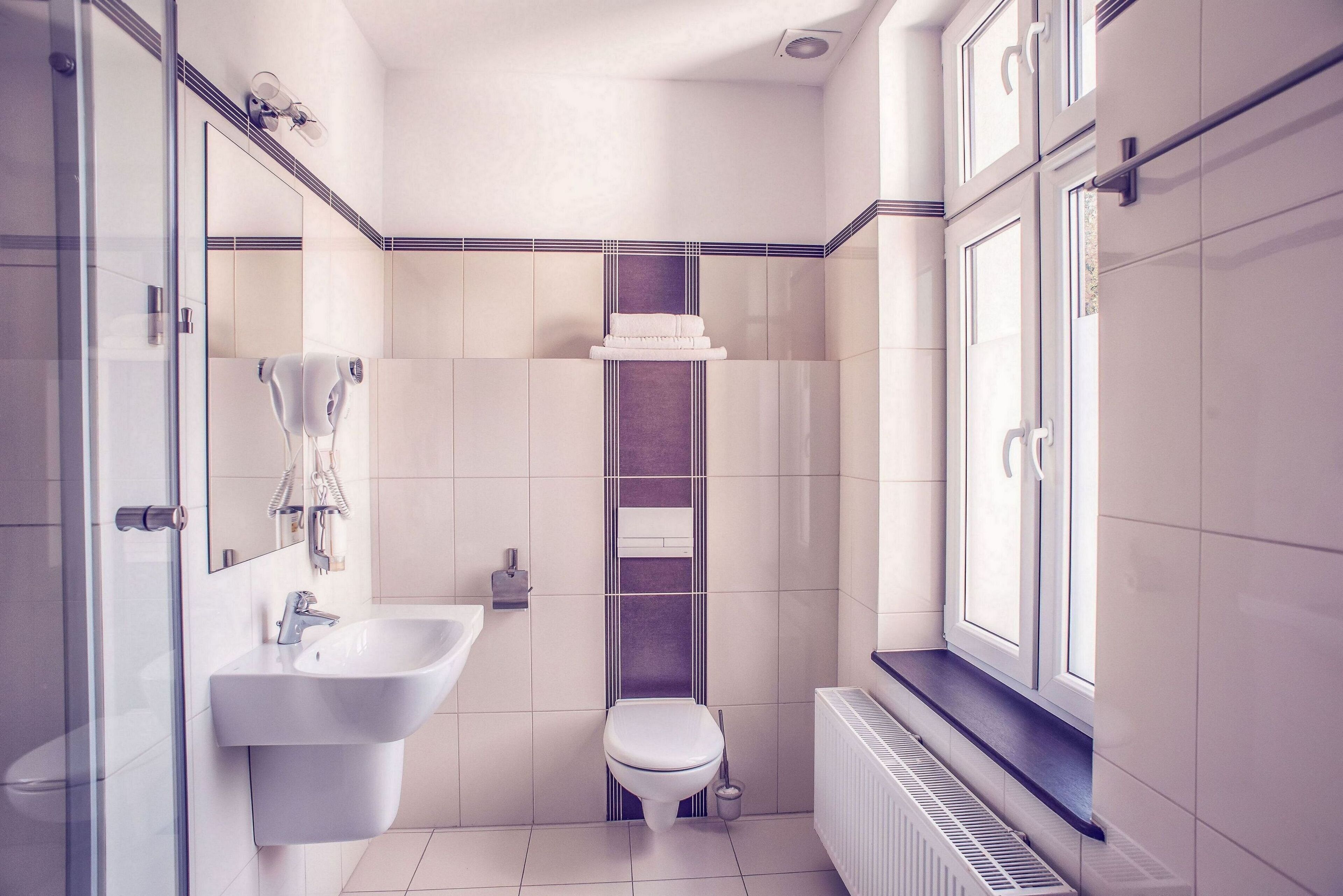 premium bedding, in-room safe, desk, soundproofing