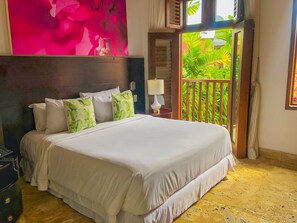 Couette en duvet d'oie, minibar, coffres-forts dans les chambres