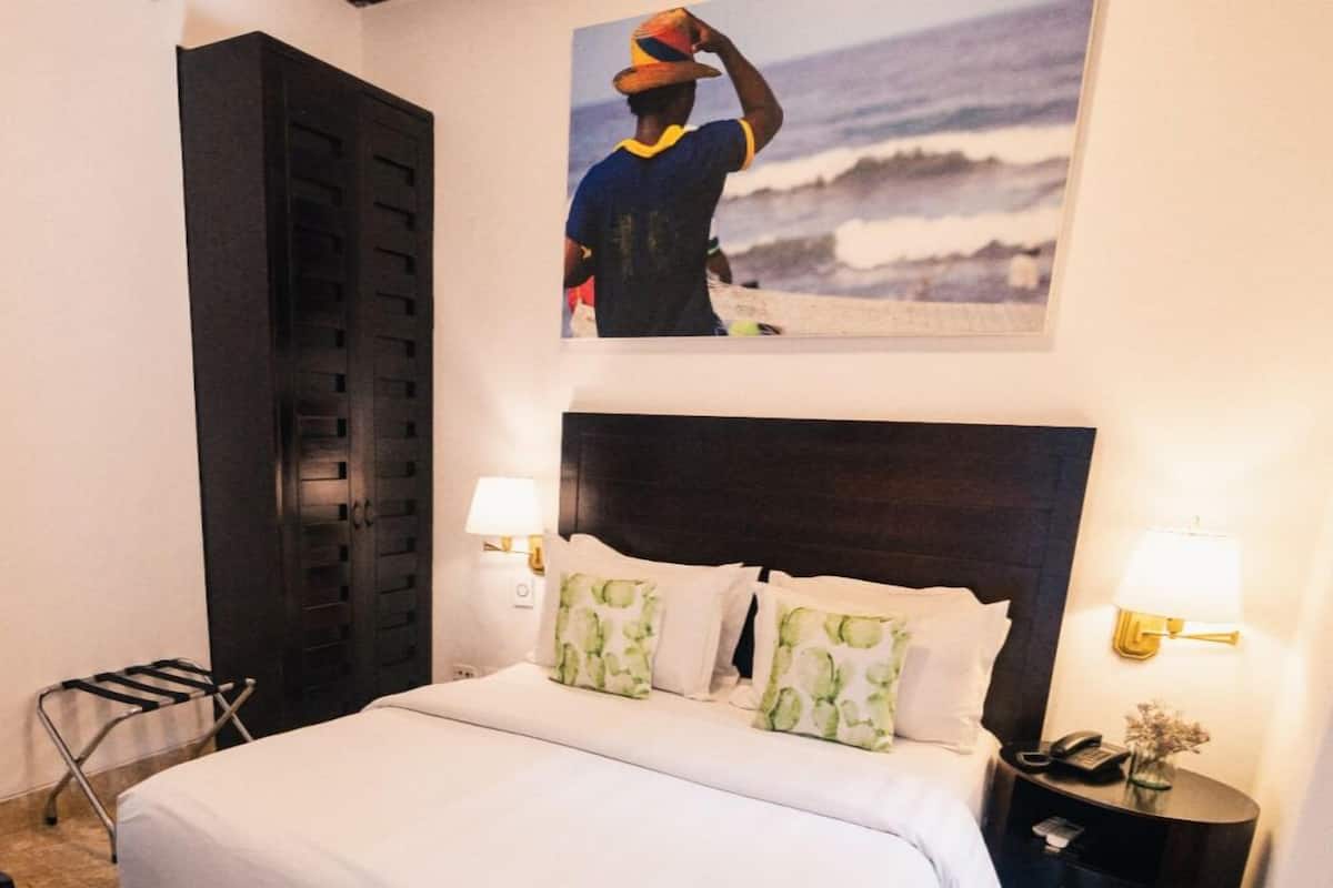 Standardzimmer, 1 Queen-Bett | Blick auf den Innenhof