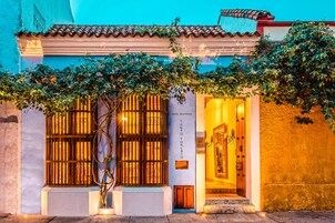 Fachada de la propiedad