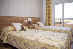 2 chambres, lits bébé (en supplément), Wi-Fi gratuit