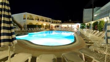 Outdoor pool, pool umbrellas, pool loungers