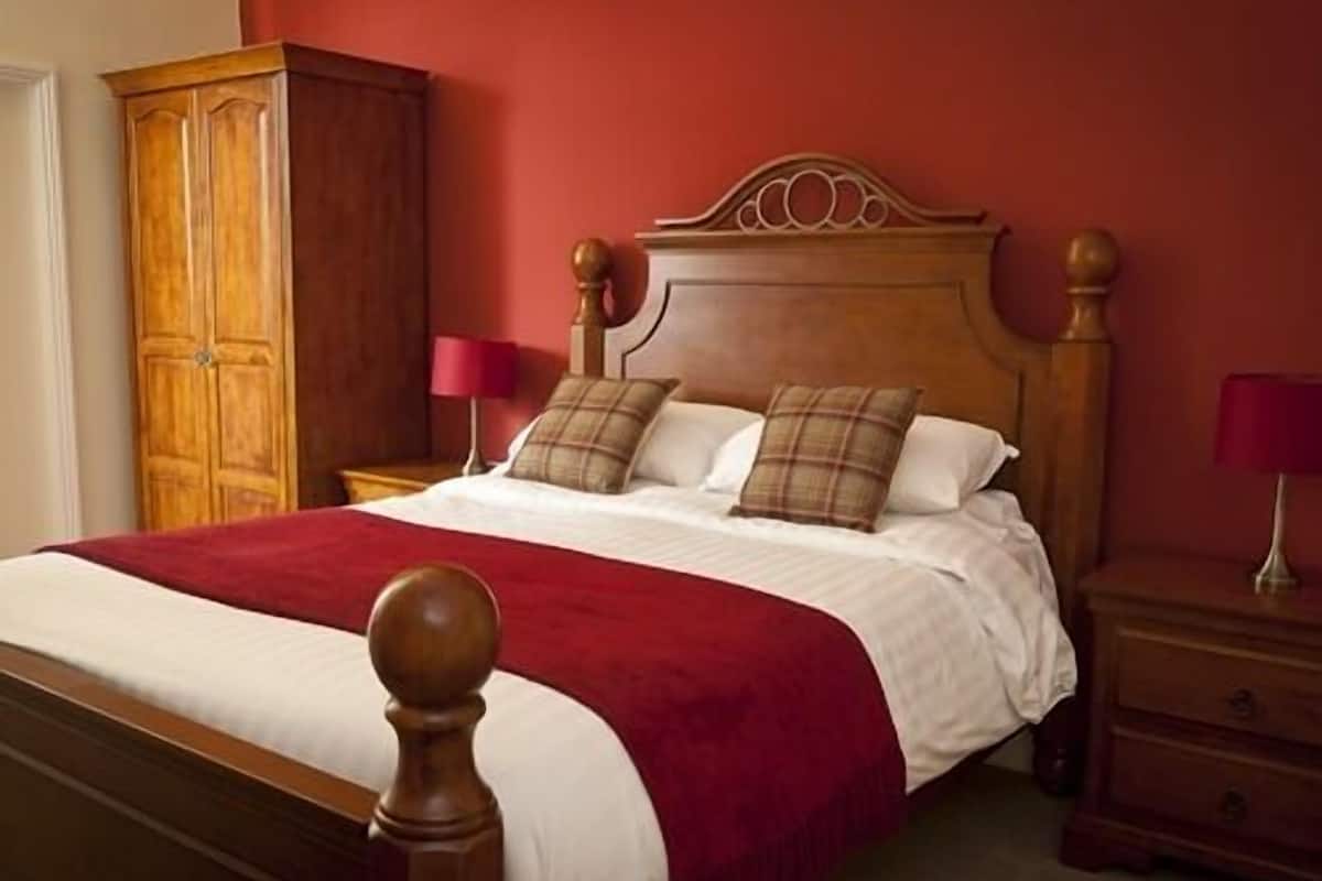 Executive Double Room, Ensuite (Room 11)