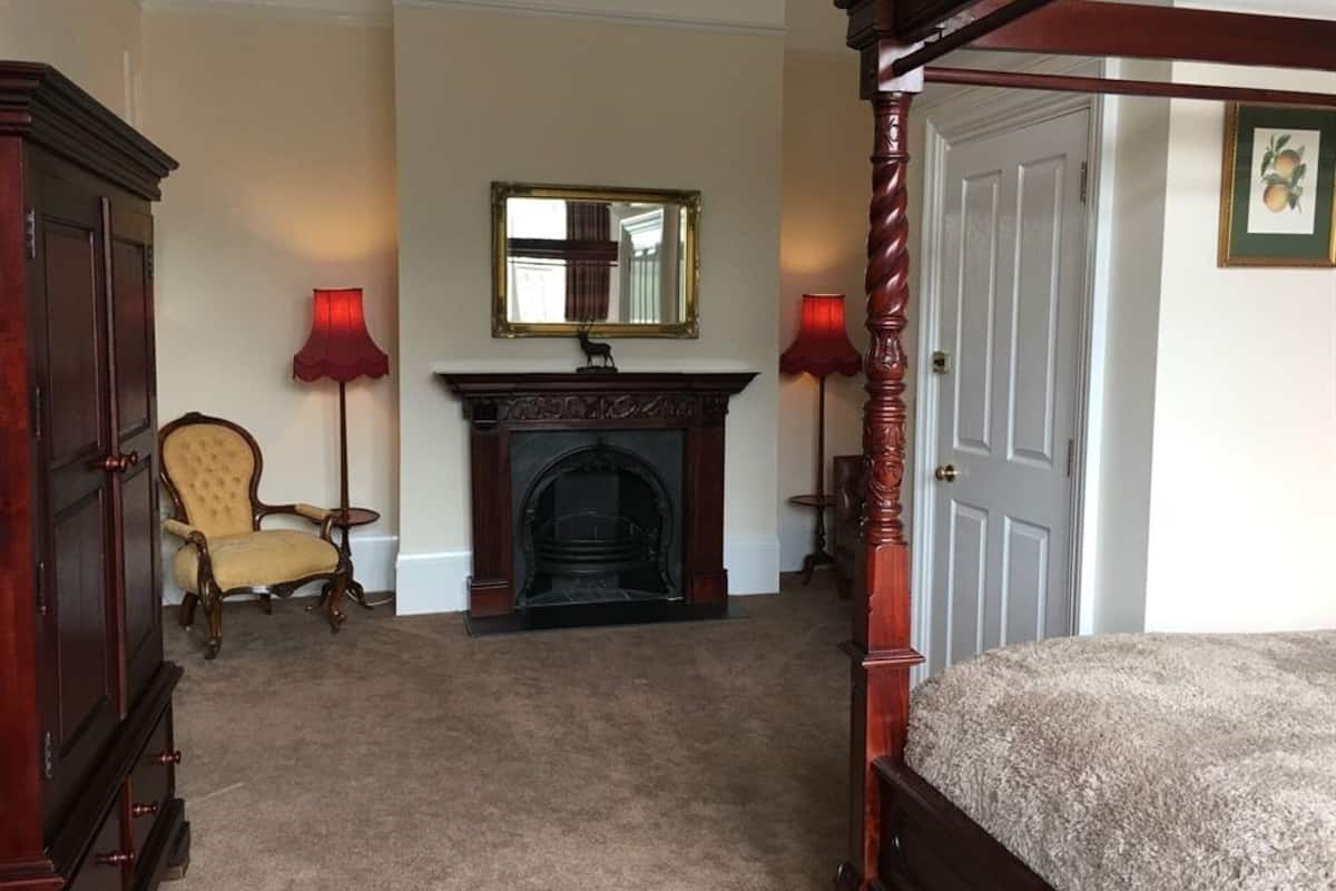 Luxury Suite, Ensuite (Room 10 4 Poster S/KING)