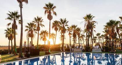 Wine & Books by the Sea, Algarve Resort