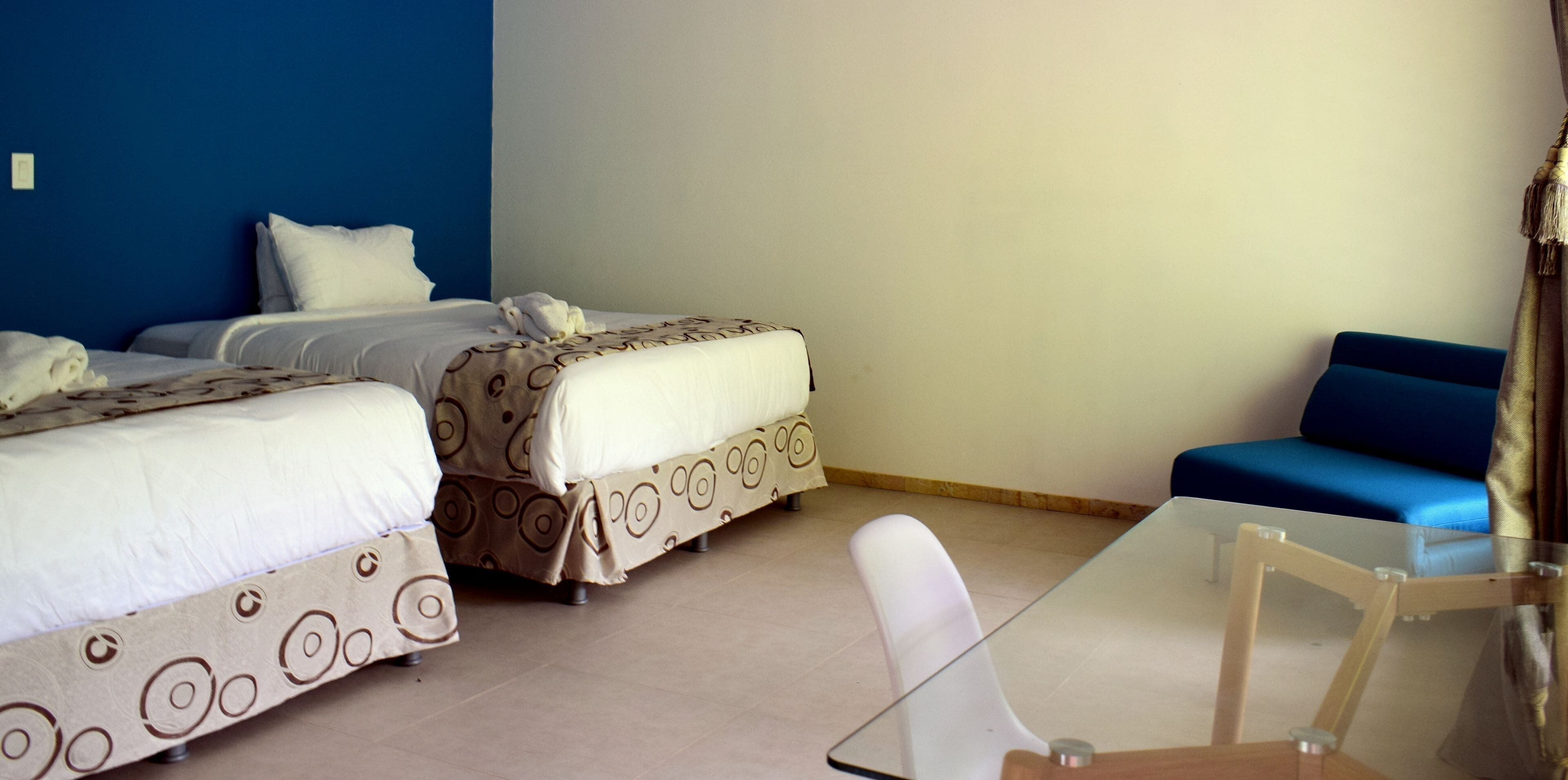 1 habitación, ropa de cama de alta calidad y camas con pillow-top 