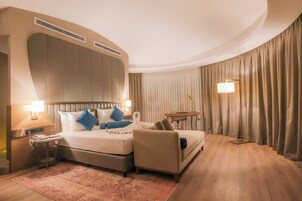 1 habitación, ropa de cama de alta calidad y minibar 