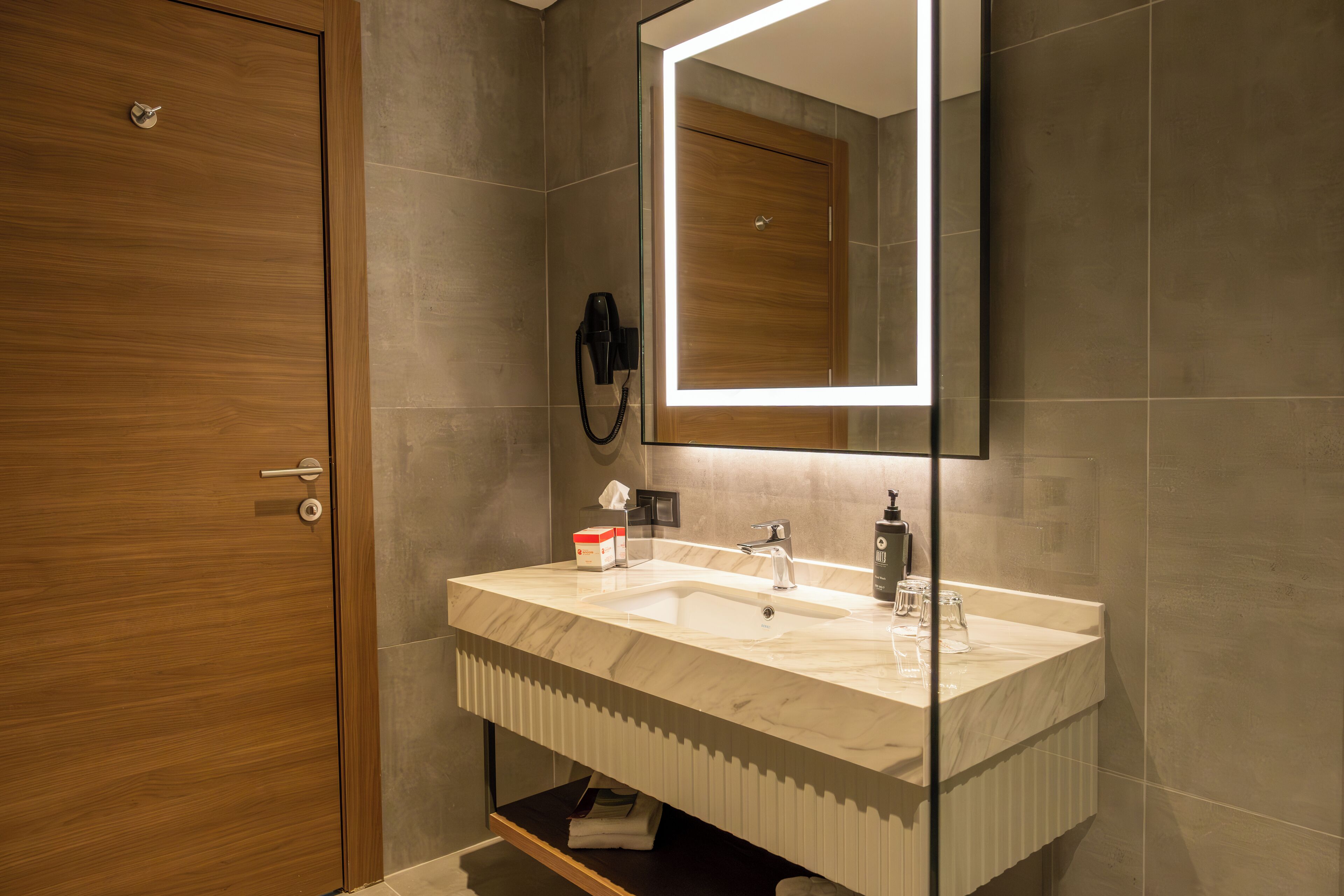 shower, free toiletries, hair dryer, bathrobes