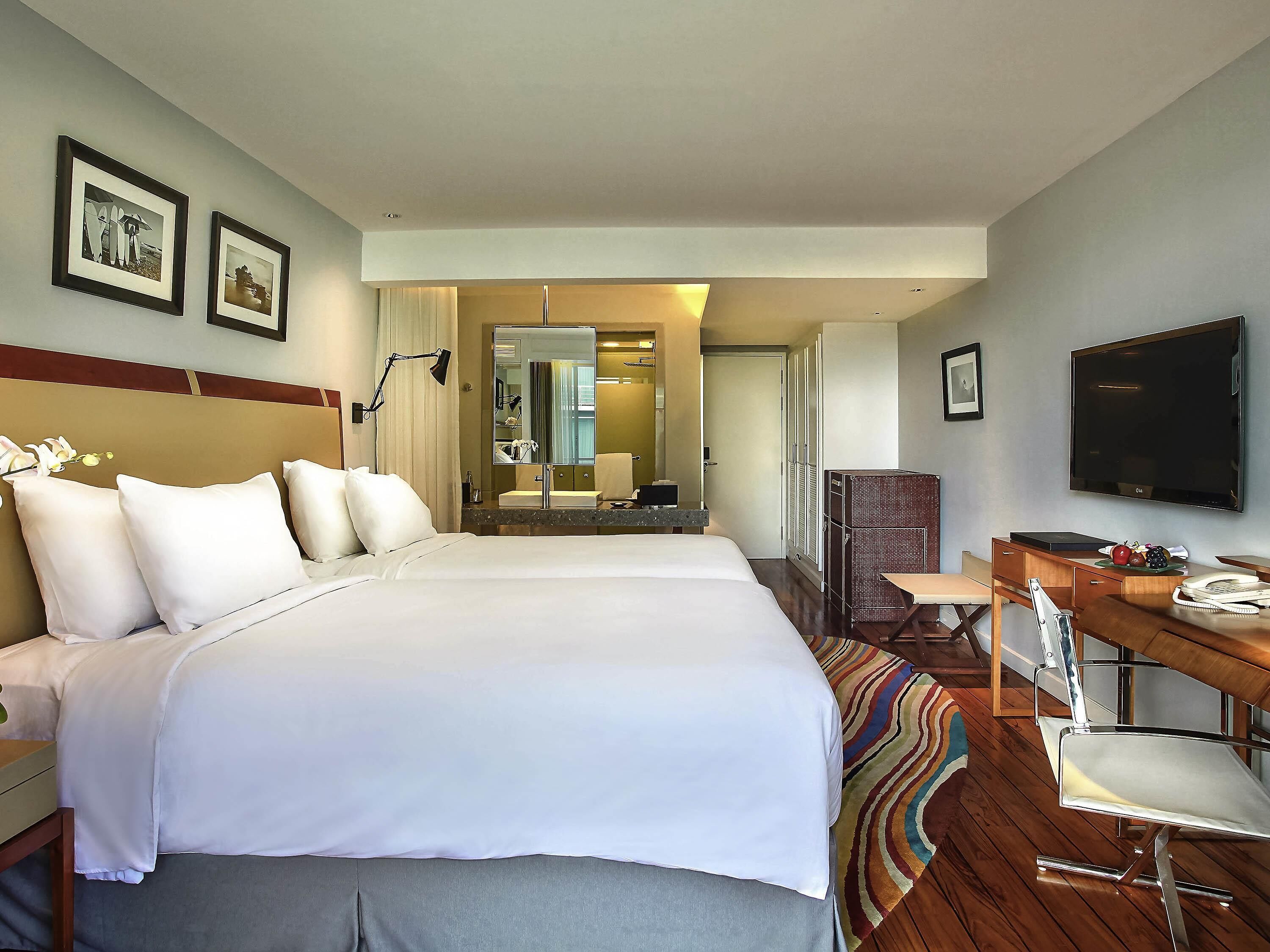 클래식 트윈룸, 싱글침대 2개 | 객실 내 금고, 책상, 노트북 작업 공간, 암막 커튼