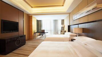 Deluxe Room, 2 Twin Beds, Park View | View from room