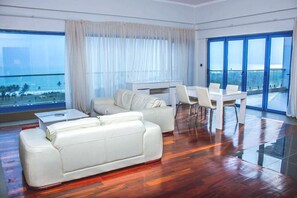 In-room safe, desk, iron/ironing board, free cots/infant beds