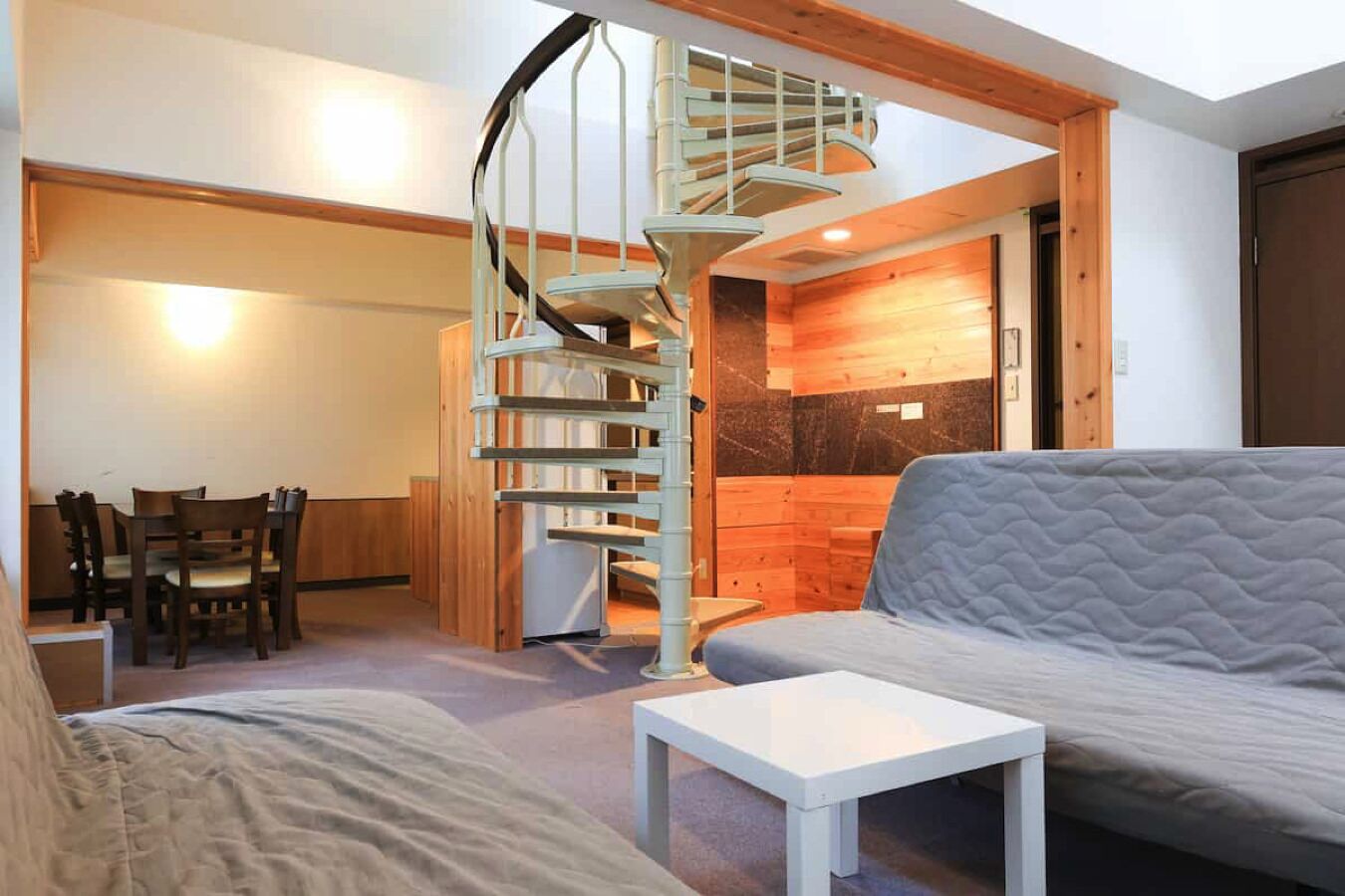 Wifi gratis y ropa de cama 