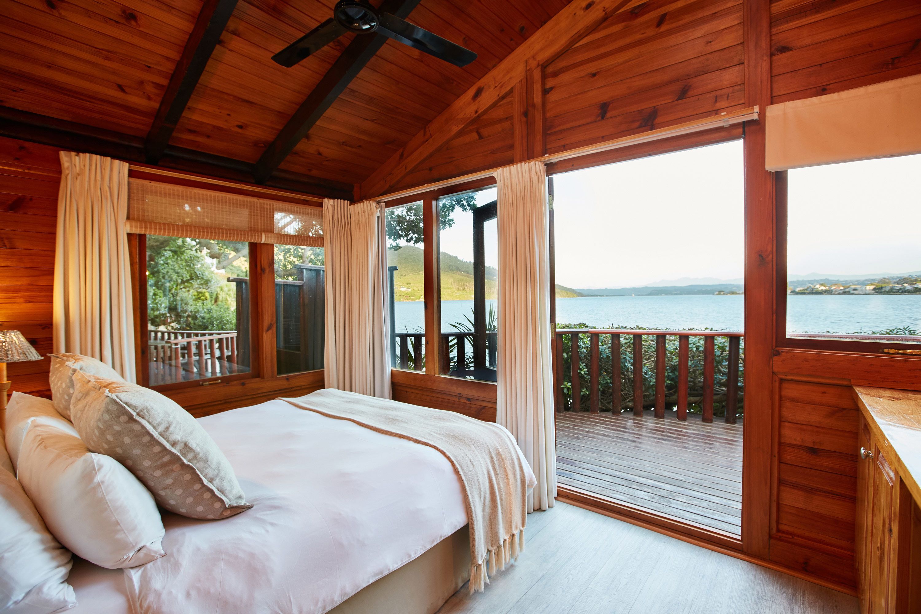Waterfront Chalet | Ausblick vom Zimmer