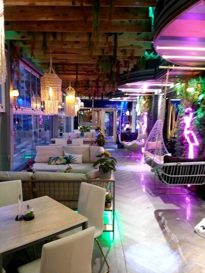 Royal Court Hotel