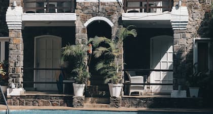 The Tamarind Hotel Anjuna, Goa