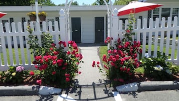 Double Room, 2 Bedrooms, Non Smoking, Kitchenette | Terrace/patio