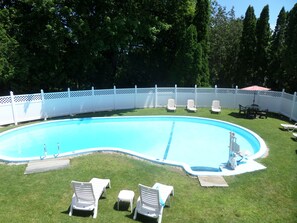 Seasonal outdoor pool, pool umbrellas, sun loungers