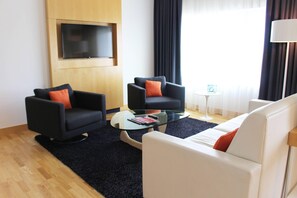 Premium bedding, down duvets, pillow-top beds, in-room safe