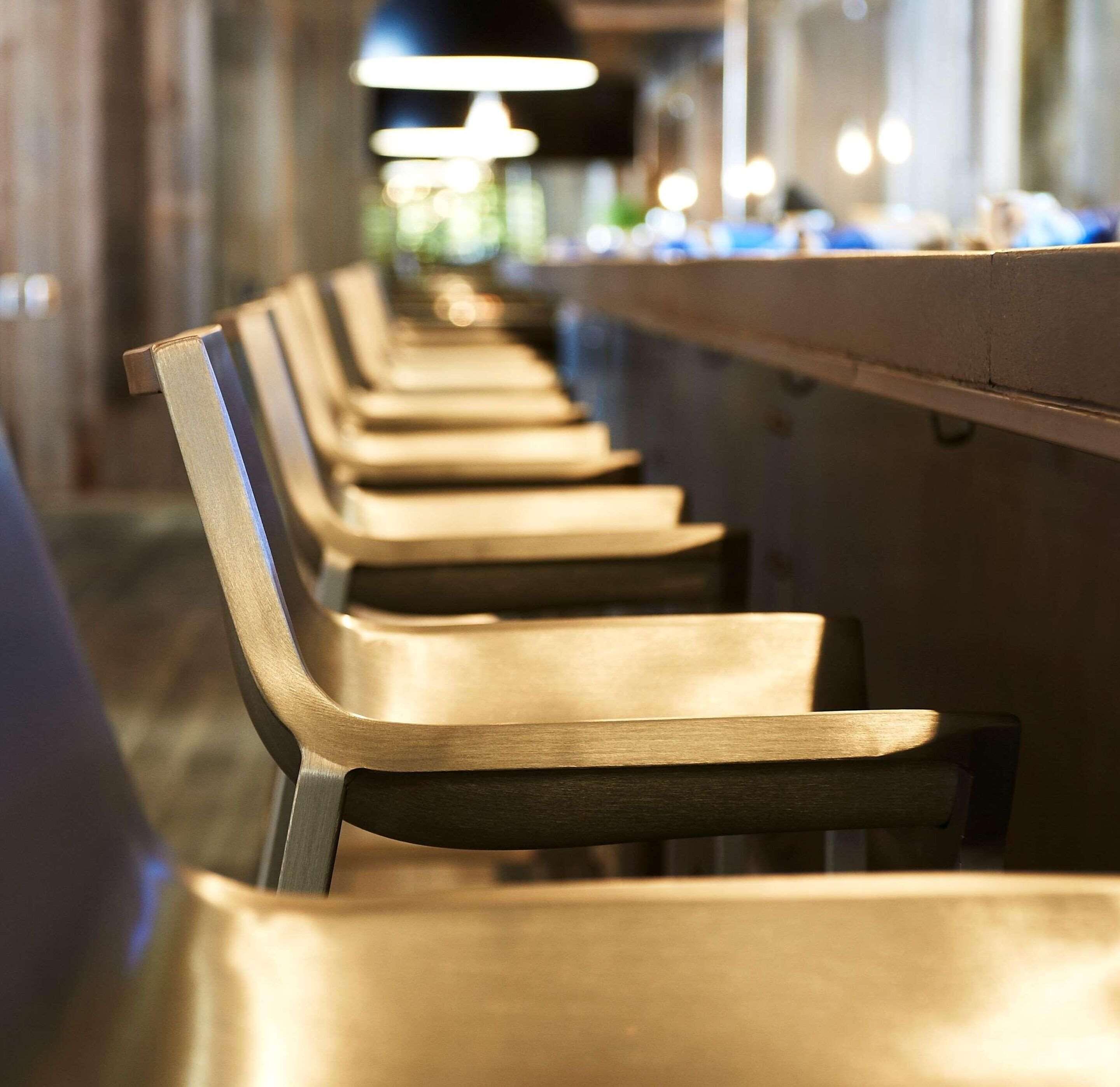 breakfast, lunch, dinner served; american cuisine