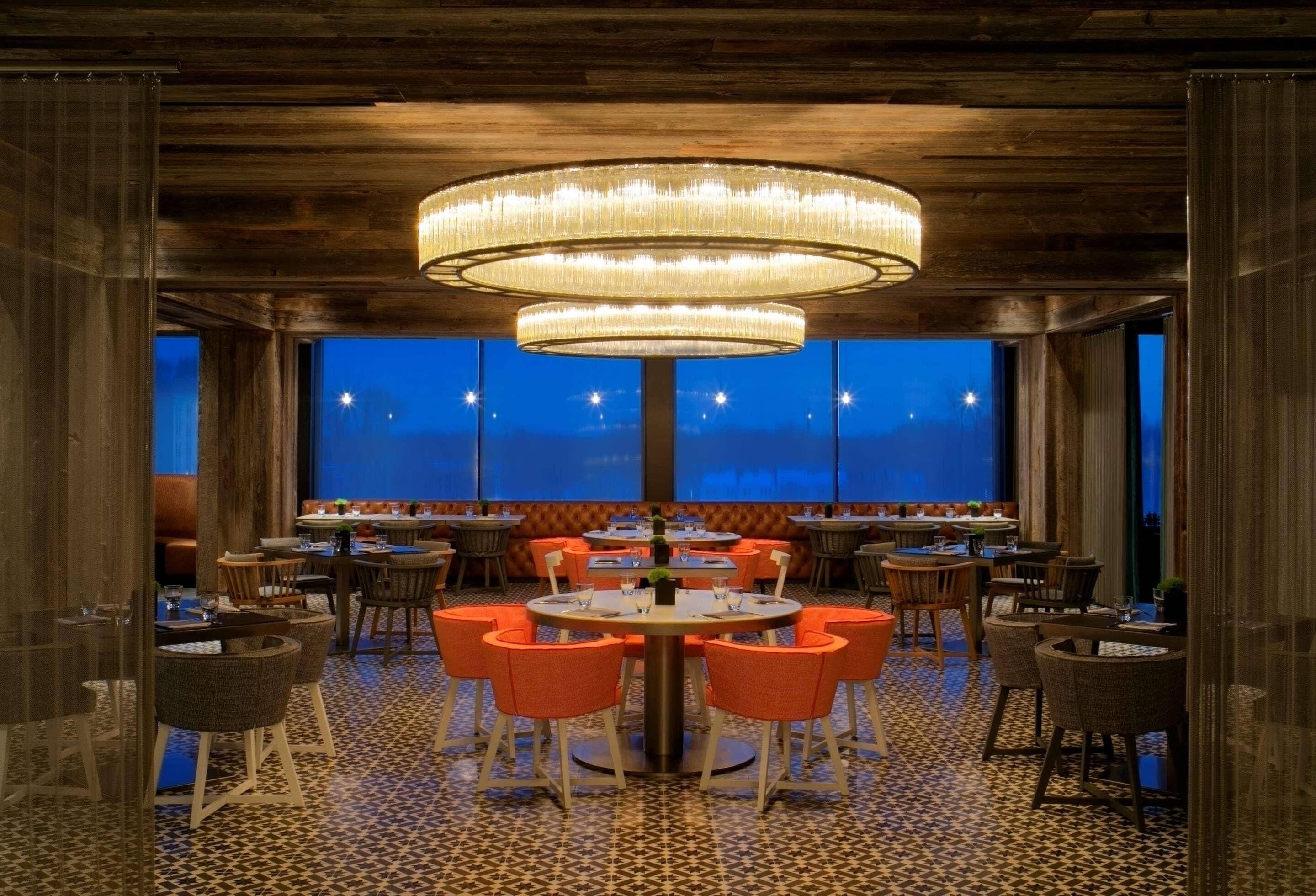 breakfast, lunch, dinner served; american cuisine