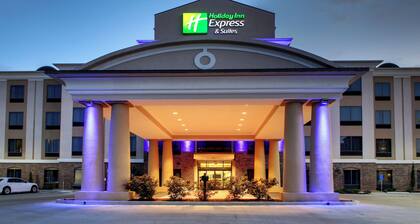 Holiday Inn Express Hotel & Suites Natchez South, an IHG Hotel