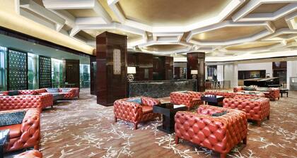 Sheraton Shanghai Waigaoqiao Hotel