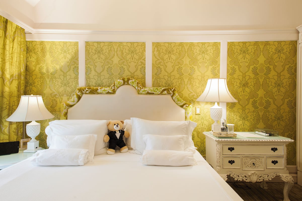 Suite Esmeralda | 1 bedroom, Egyptian cotton sheets, premium bedding, in-room safe
