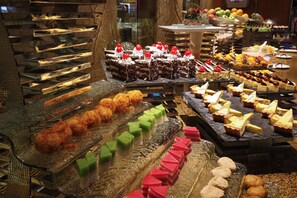 Daily buffet breakfast (MYR 56 per person)