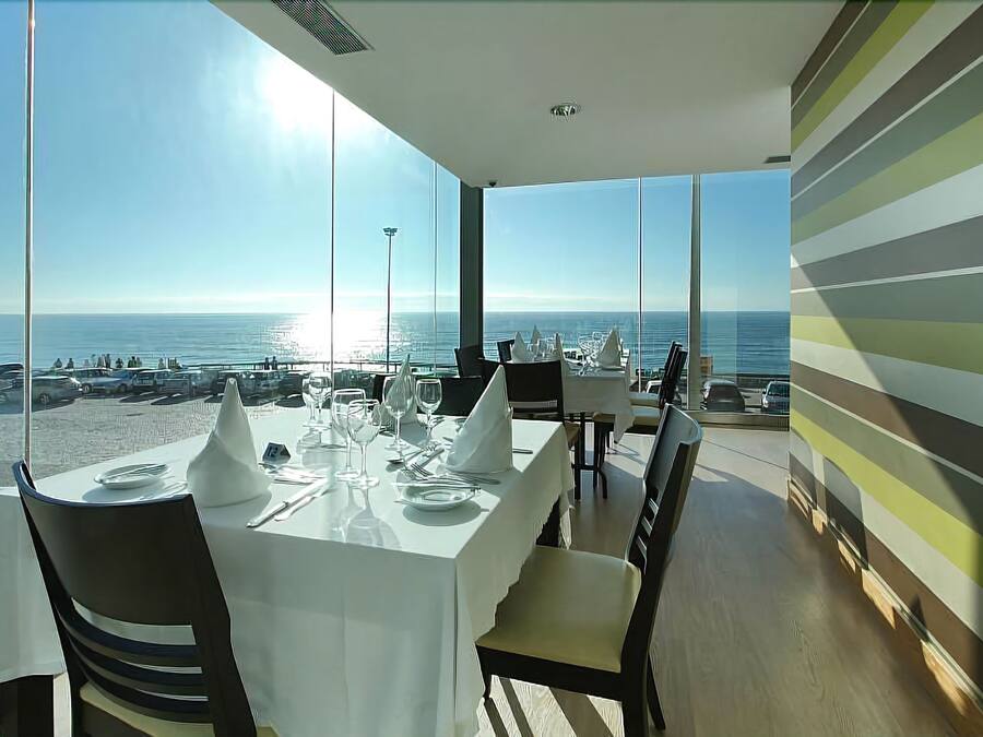 Breakfast, lunch, dinner served; Portuguese cuisine, sea views